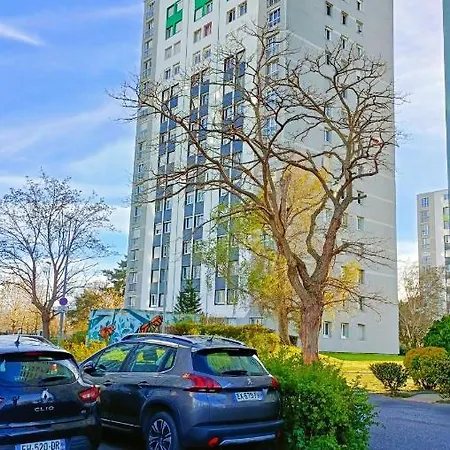 Sawan Apartment *
